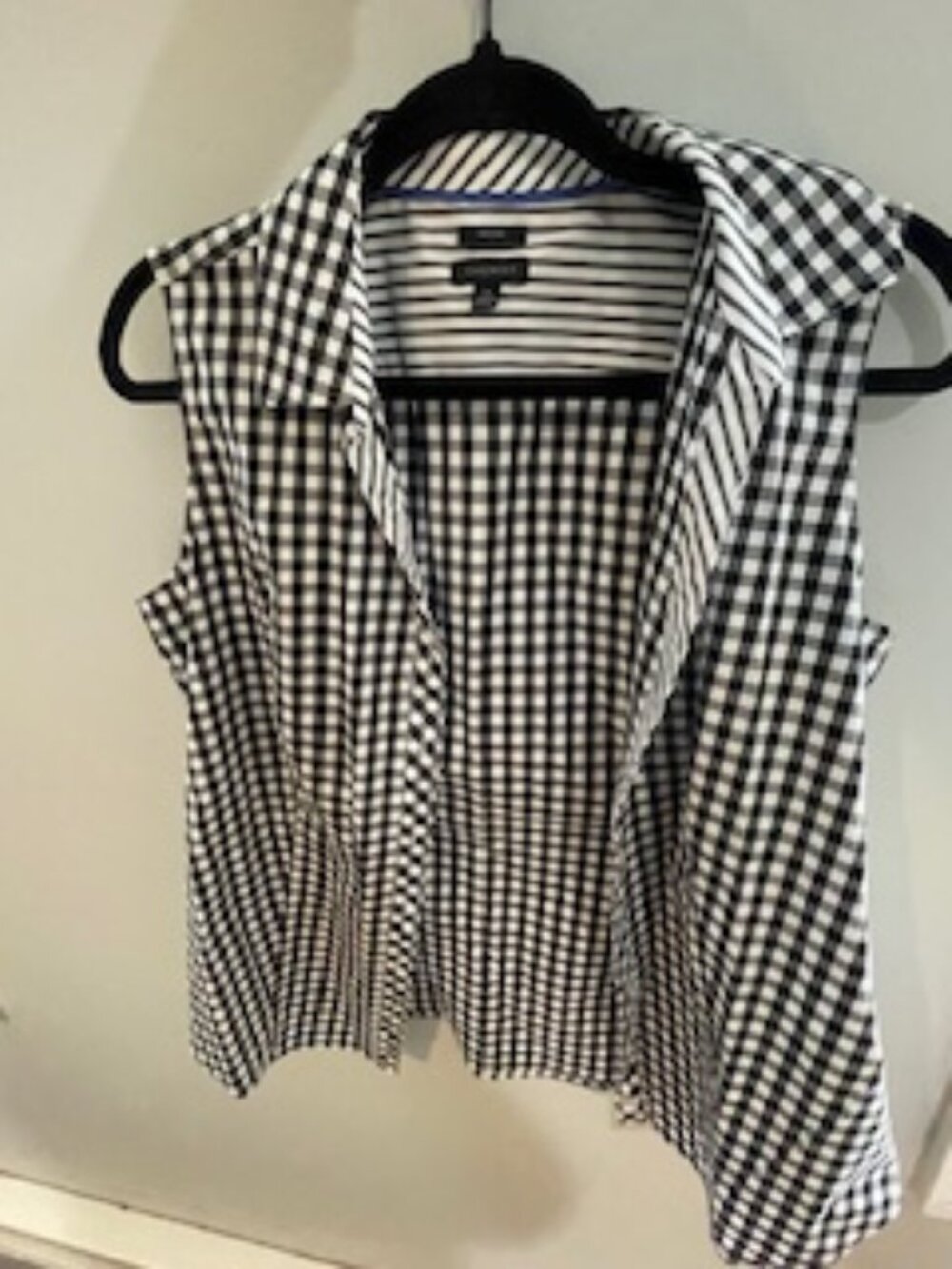 Talbots no iron dress shirt sleeveless 12